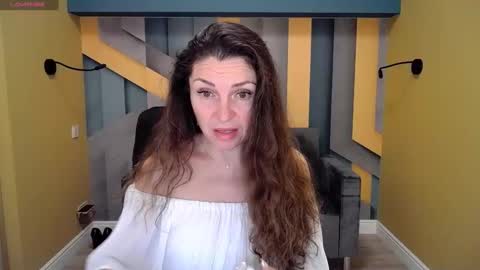 EllaLongs online show from December 11, 12:34 pm