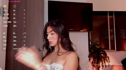 Ella online show from October 16, 12:46 am