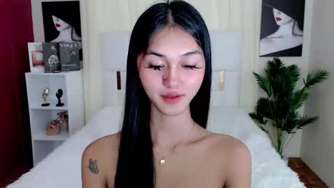 ELLA online show from January 14, 4:45 pm