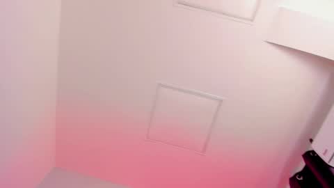 Ella online show from November 27, 1:25 pm