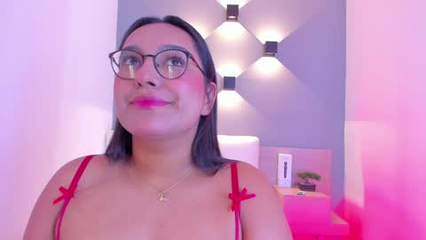 Ella online show from January 13, 4:39 am