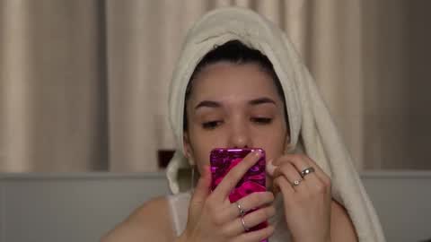 Ella online show from September 12, 6:35 am