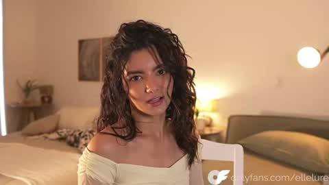 Linda Restrepo online show from July 31, 10:22 pm