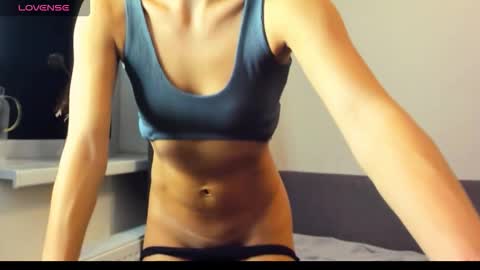 ellen_flow online show from March 26, 8:43 pm