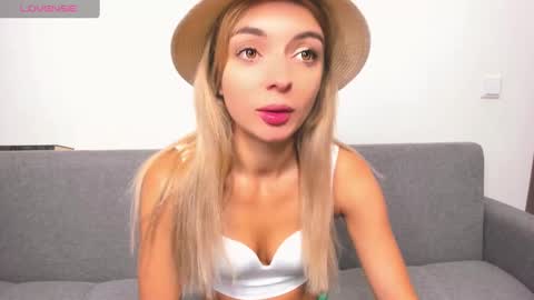 ellen_flow online show from January 31, 7:07 am