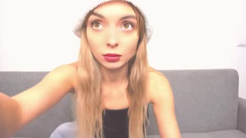 ellen_flow online show from January 5, 6:35 pm