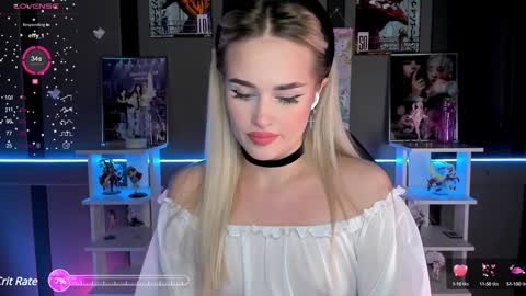 Snapshot of ellensoftt chatting on December 11, 5:14 pm Maria online show from December 11, 5:14 pm
