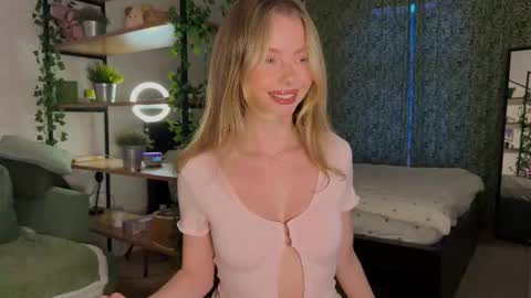 Ellie  ---Ill see you either on Wednesday or Thursday and definitely on Saturday and Sunday online show from March 27, 4:51 pm