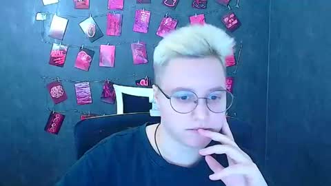 Ellie online show from March 23, 12:22 pm