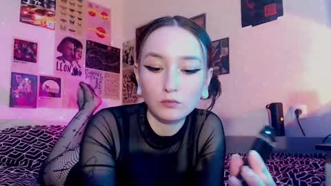 Eleonora online show from January 22, 6:10 pm