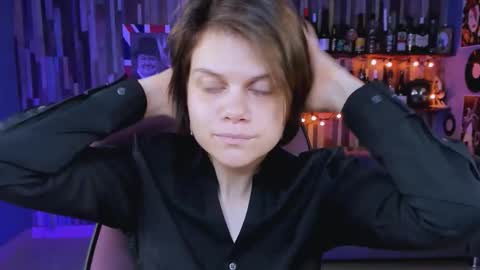 Snapshot of elliemurler chatting on September 21, 9:08 am elliemurler online show from September 21, 9:08 am