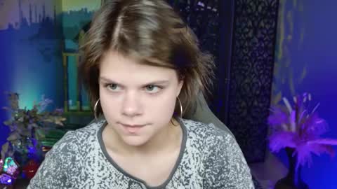 Snapshot of elliemurler chatting on October 2, 9:25 am elliemurler online show from October 2, 9:25 am