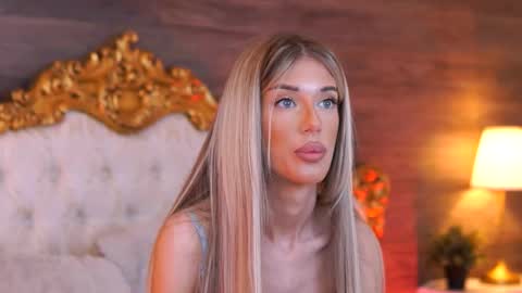 Ellie online show from October 11, 9:25 am