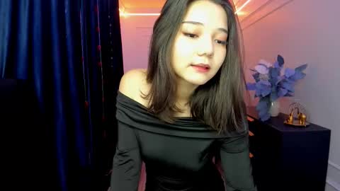 ellievensda online show from November 6, 4:29 am