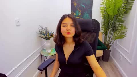 ellievensda online show from September 13, 9:23 pm