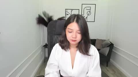 ellievensda online show from September 24, 11:20 am