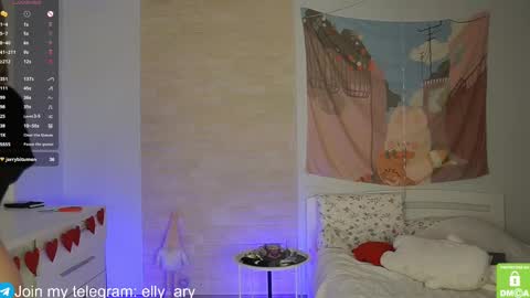 elly_ary online show from March 7, 6:11 pm
