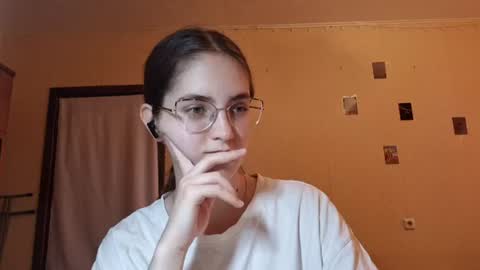 Kate online show from July 2, 11:16 am