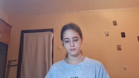 Kate online show from July 3, 11:27 am