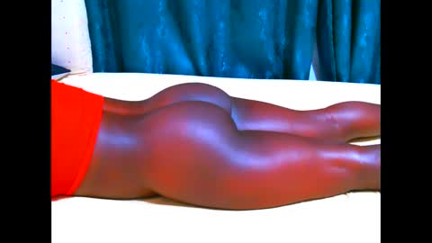 Snapshot of elodielynn chatting on September 24, 11:37 pm elodielynn online show from September 24, 11:37 pm