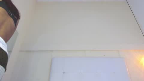 eloisa_ferrer_ online show from December 17, 3:39 am
