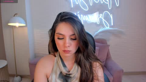 ELOISA OLIVERO online show from January 12, 4:50 pm