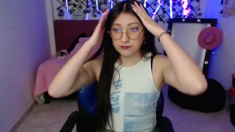 Snapshot of eloisdeangelis chatting on September 17, 12:25 pm ela online show from September 17, 12:25 pm