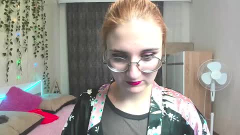 Elsa  online show from December 13, 8:21 am