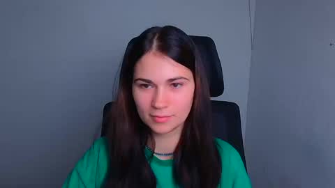 Elsa online show from December 5, 7:38 pm