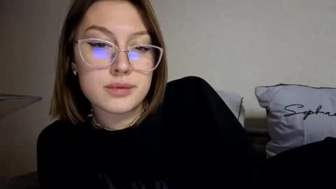 Snapshot of elsaangel chatting on January 11, 11:56 am elsaangel online show from January 11, 11:56 am