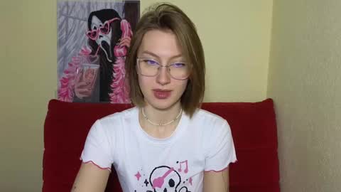 Snapshot of elsaangel chatting on January 10, 4:33 am elsaangel online show from January 10, 4:33 am