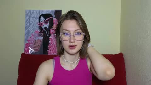 Snapshot of elsaangel chatting on January 11, 1:48 am elsaangel online show from January 11, 1:48 am