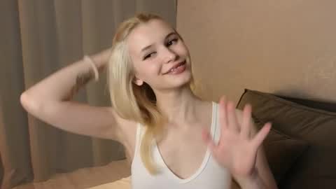 elsa online show from November 8, 9:47 am