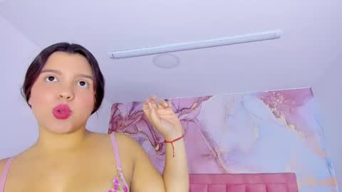 Elsa online show from December 15, 3:02 am