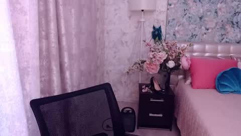 ElvingBells online show from February 9, 8:11 am