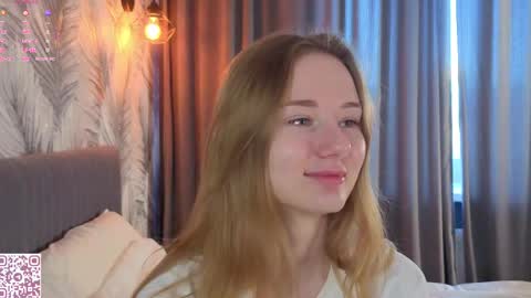 Elvina online show from April 13, 4:36 am