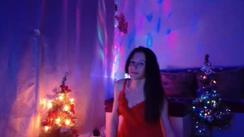 Elisa online show from December 30, 6:05 pm