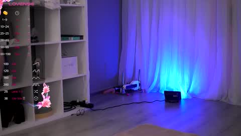 ElysaWetxx online show from October 12, 6:54 pm