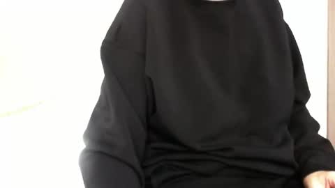 Snapshot of elyseblue chatting on October 7, 11:03 am elyseblue online show from October 7, 11:03 am