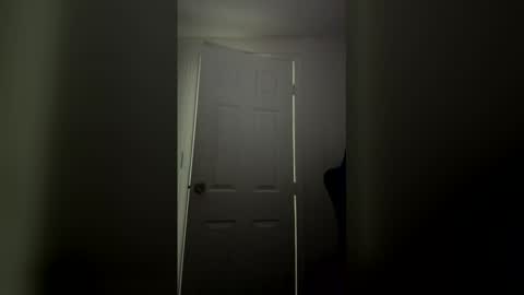 em3rald9090 online show from January 13, 8:08 am