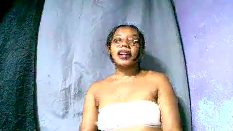 ema900845 online show from February 15, 7:06 pm