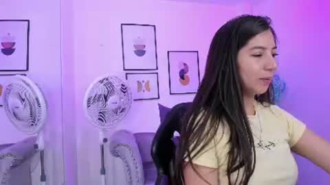Ema louisx  online show from December 12, 12:22 pm