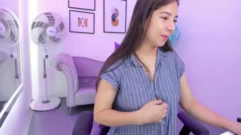 Ema louisx  online show from December 2, 12:06 pm