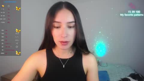Snapshot of emaa_martins chatting on December 16, 6:27 pm Emaa online show from December 16, 6:27 pm