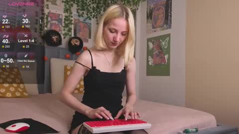 Emma online show from October 28, 12:11 pm