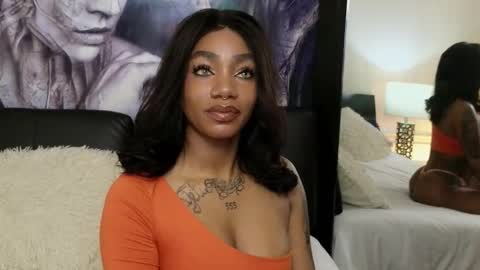 anyelii  online show from September 22, 8:35 am