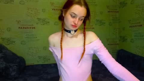 Emi online show from March 8, 2:04 am