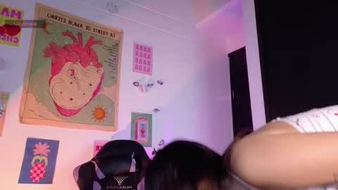     online show from March 28, 2:33 am