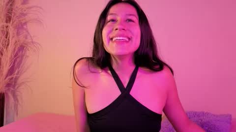 Snapshot of emigomez_ chatting on September 27, 1:29 pm Emilia Gomez online show from September 27, 1:29 pm