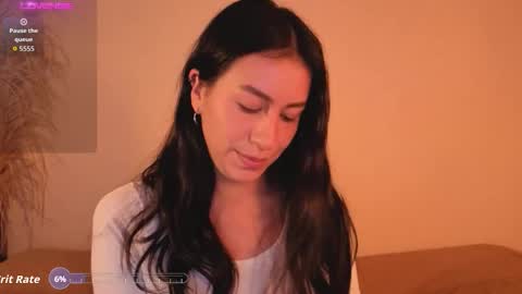 Snapshot of emigomez_ chatting on October 12, 4:20 pm Emilia Gomez online show from October 12, 4:20 pm